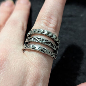 Silver Tone Detailed 3 Band Stretchy Elastic Statement Ring - Size 7 -9